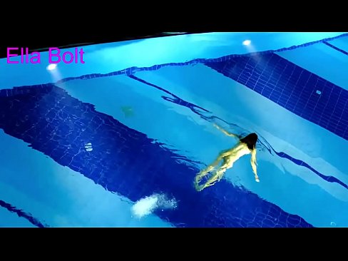 ❤️ Não consigo parar de observar, jovem loira apanhada nadando nua na piscina do resort ELLA BOLT ️❌ Porno vídeo em porno pt-br.dreamypassionjourney.ru ❌