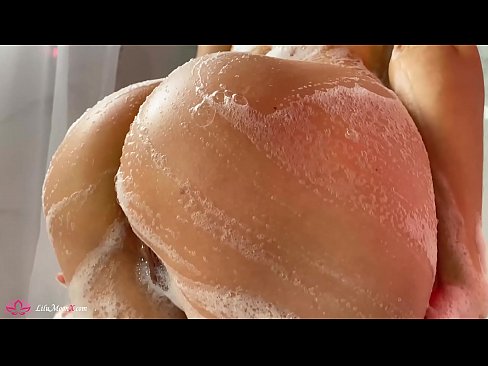 ❤️ Brunette Masturbates Pussy com Vibrador para Orgasmo Intenso no Chuveiro ️❌ Porno vídeo em porno pt-br.dreamypassionjourney.ru ❌